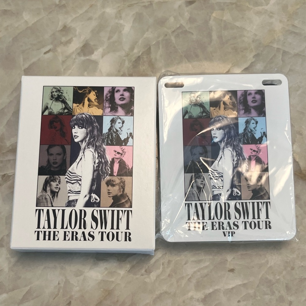 Taylor Swift VIP Light Up Lanyard and Box